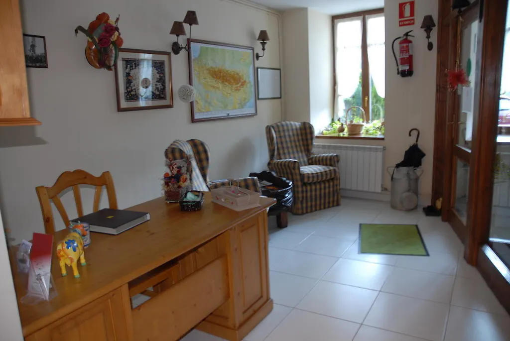 Casa Es Neres Guest House Les Spain